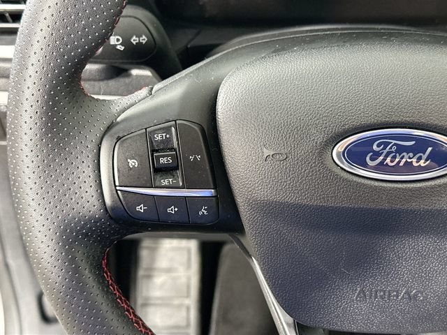 Used 2025 Ford Escape ST-Line AWD/4WD image 19