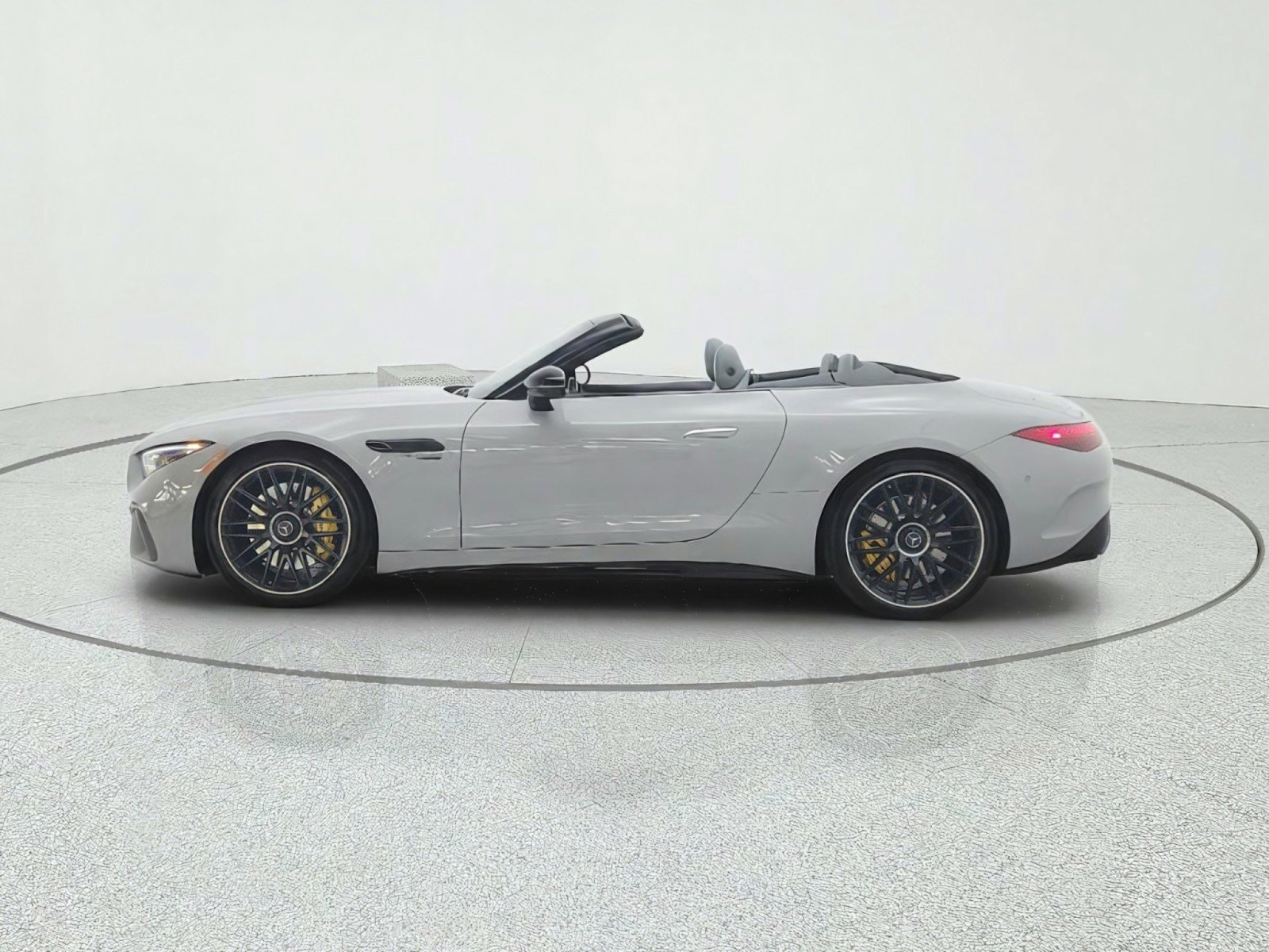 Certified 2022 Mercedes-Benz SL 55 AMG 4MATIC image 8