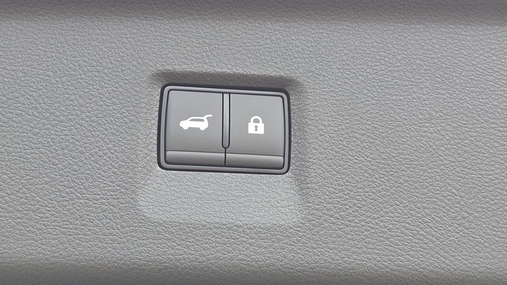 New 2026 INFINITI QX60 Sport w/ Dark Cargo Package image 9