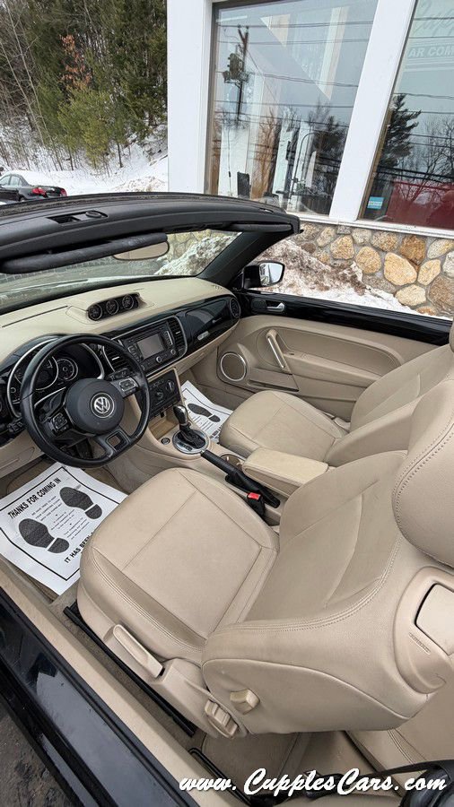 Used 2014 Volkswagen Beetle TDI image 29