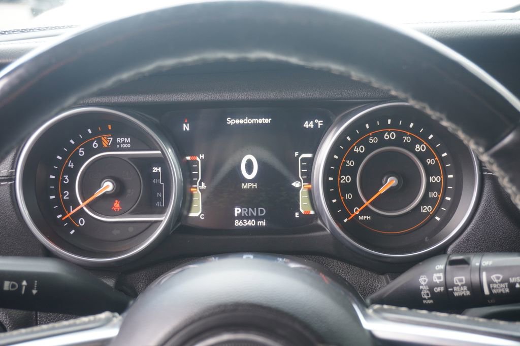 Used 2018 Jeep Wrangler Unlimited Sahara image 20