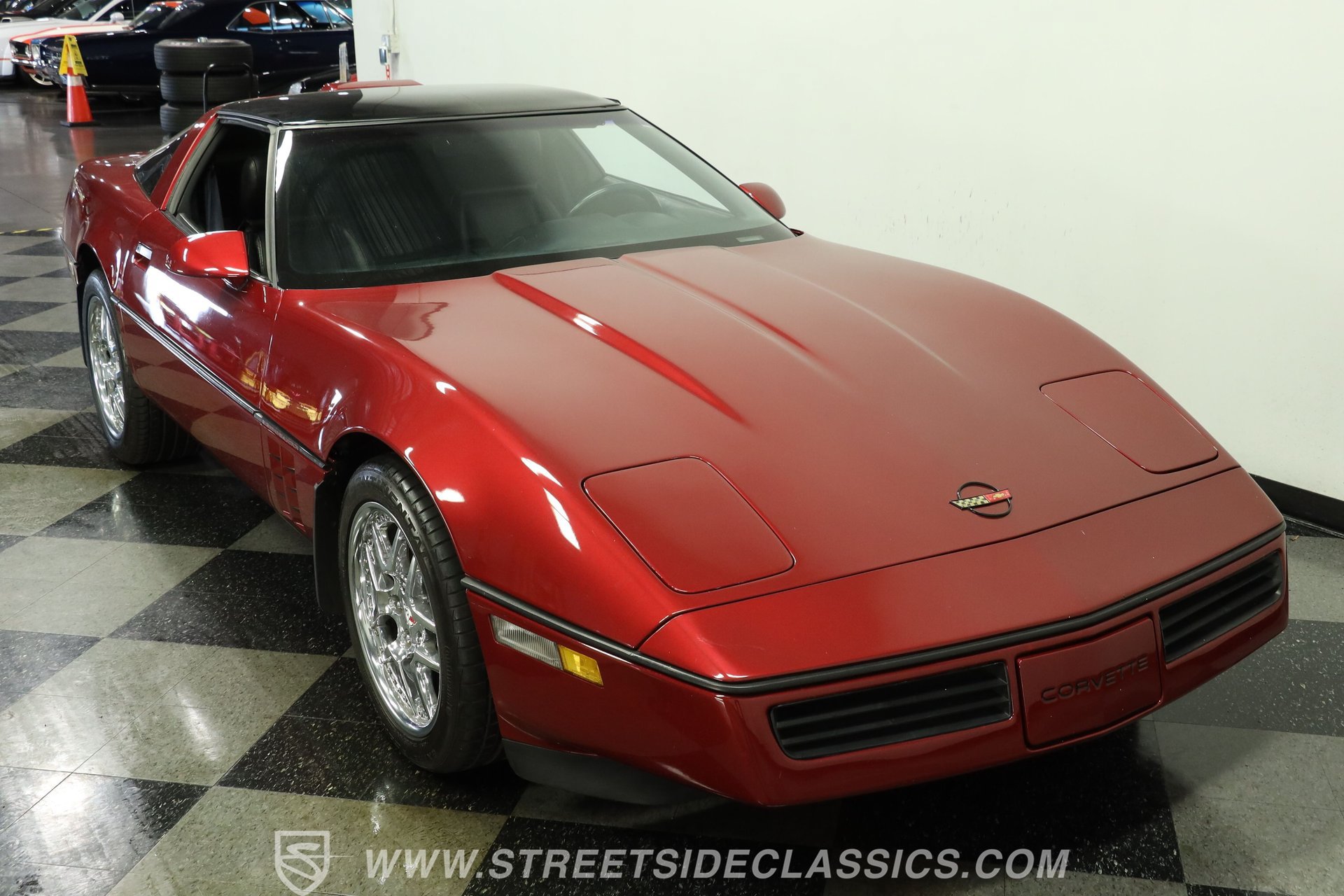 Used 1990 Chevrolet Corvette Coupe RWD image 15