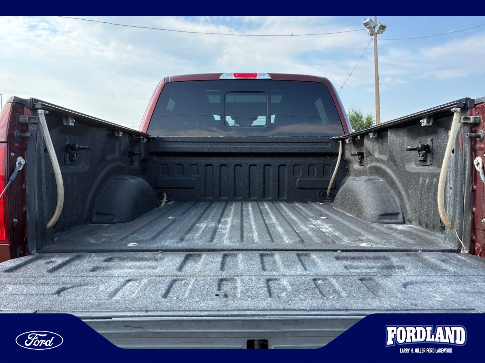Used 2017 Ford F150 King Ranch w/ Equipment Group 601A Luxury AWD/4WD image 34