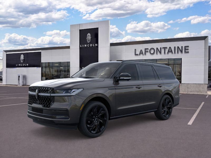 New 2026 Lincoln Navigator Black Label AWD/4WD image 1