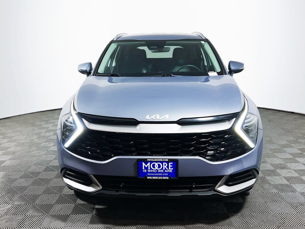 Used 2024 Kia Sportage EX AWD/4WD image 2