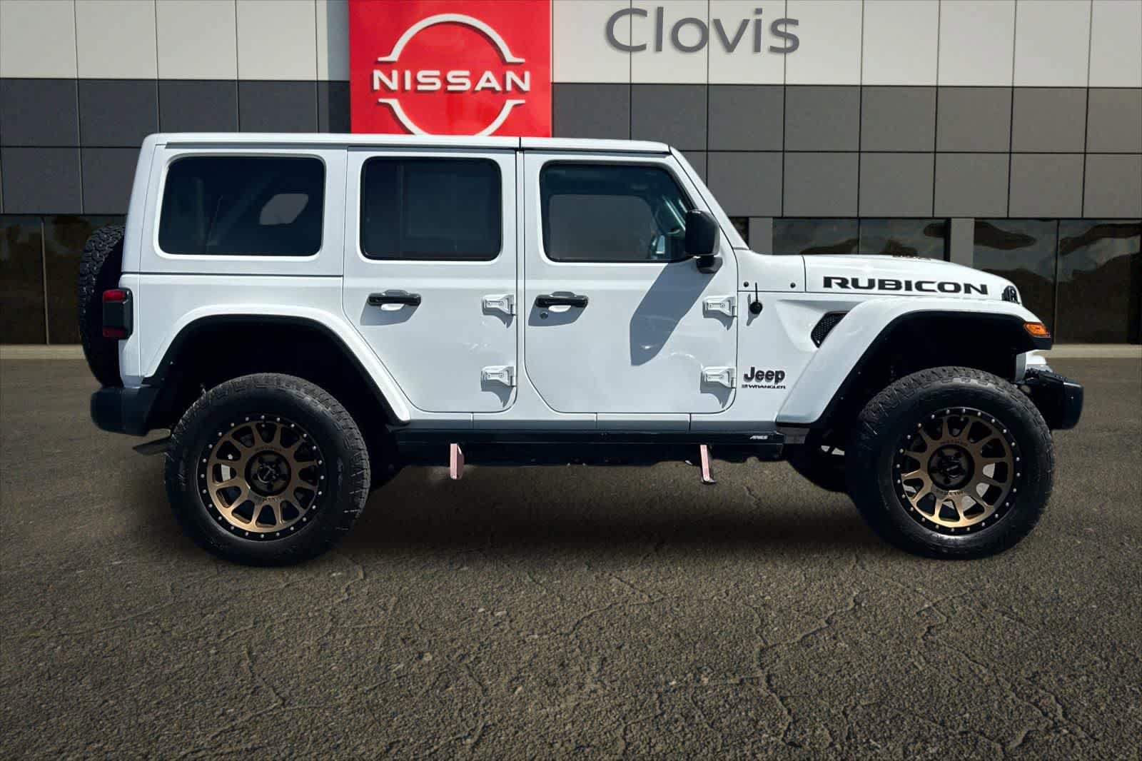 Used 2023 Jeep Wrangler Unlimited Rubicon 392 w/ Trailer Tow Package AWD/4WD image 9