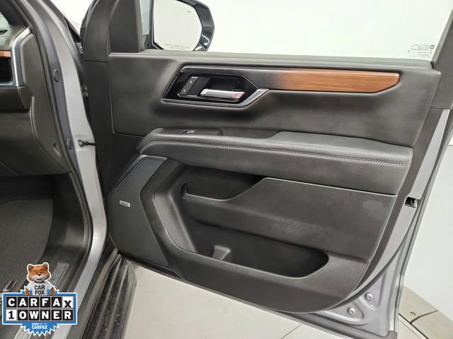 Used 2025 GMC Yukon Denali AWD/4WD image 42