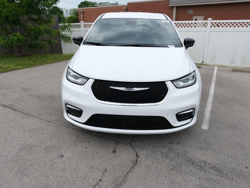 New 2025 Chrysler Pacifica Select image 14