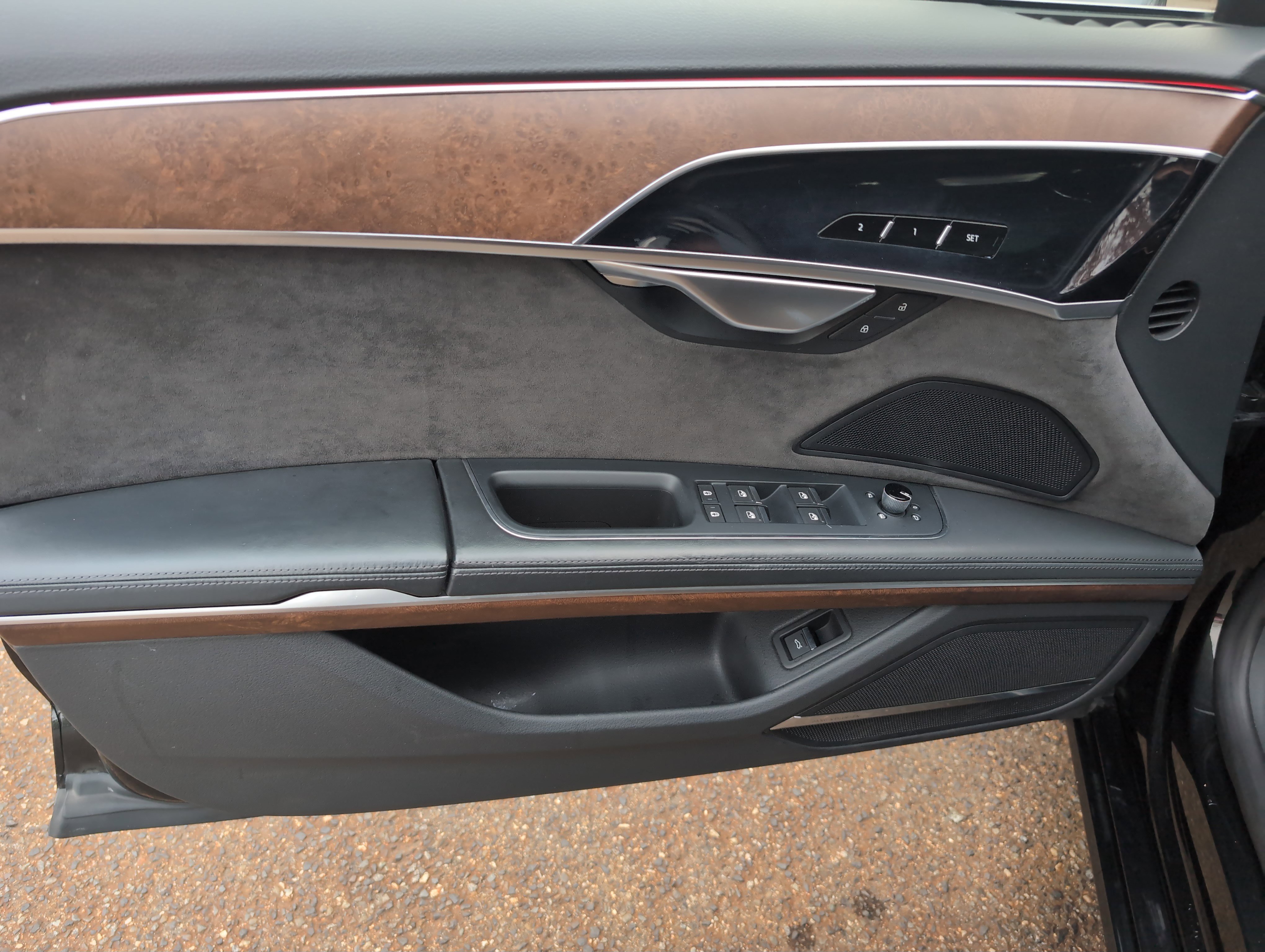 Used 2021 Audi A8 L 3.0T image 15