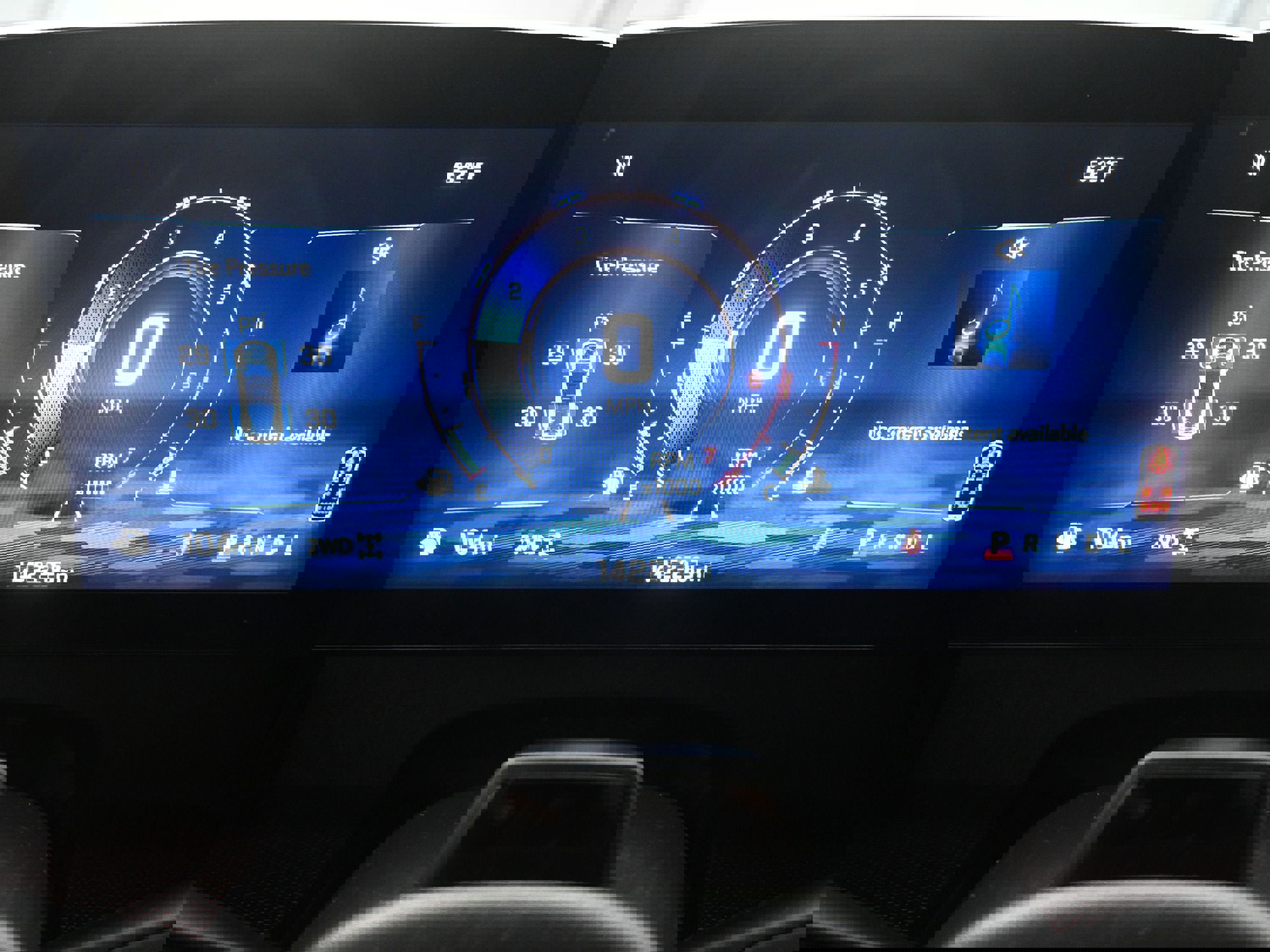 Certified 2024 Chevrolet Traverse RS w/ LPO, Floor Liner Package image 13