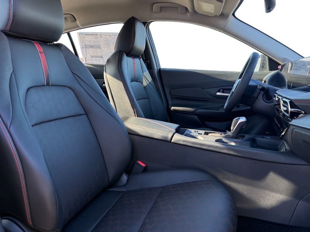 New 2026 Nissan Sentra SR w/ SR Premium Package FWD image 15