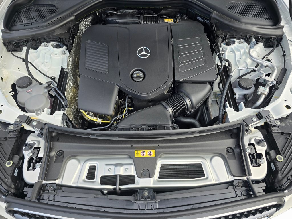 New 2026 Mercedes-Benz GLC 300 4MATIC image 10
