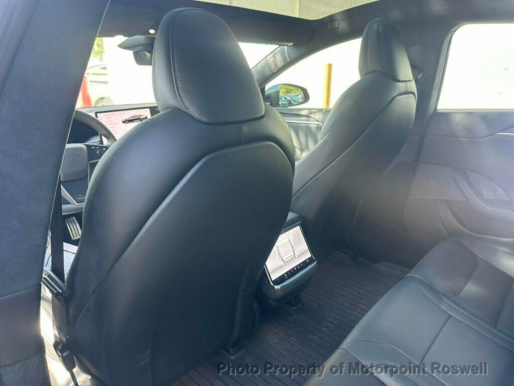 Used 2025 Tesla Model S AWD/4WD image 18