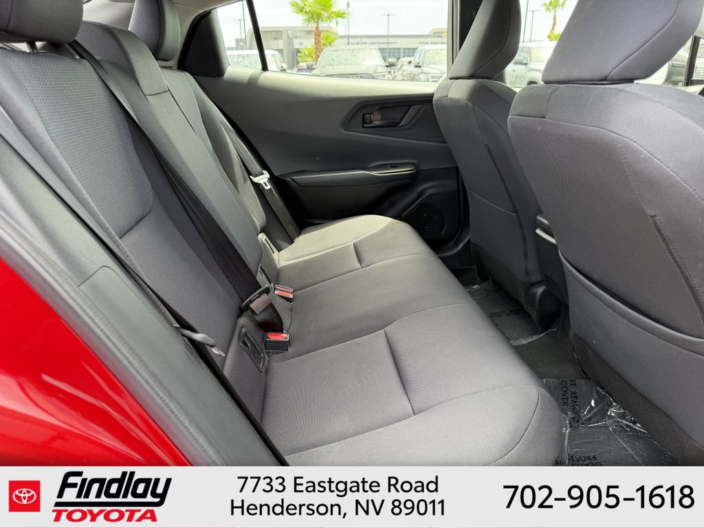 Certified 2023 Toyota Prius LE FWD image 13