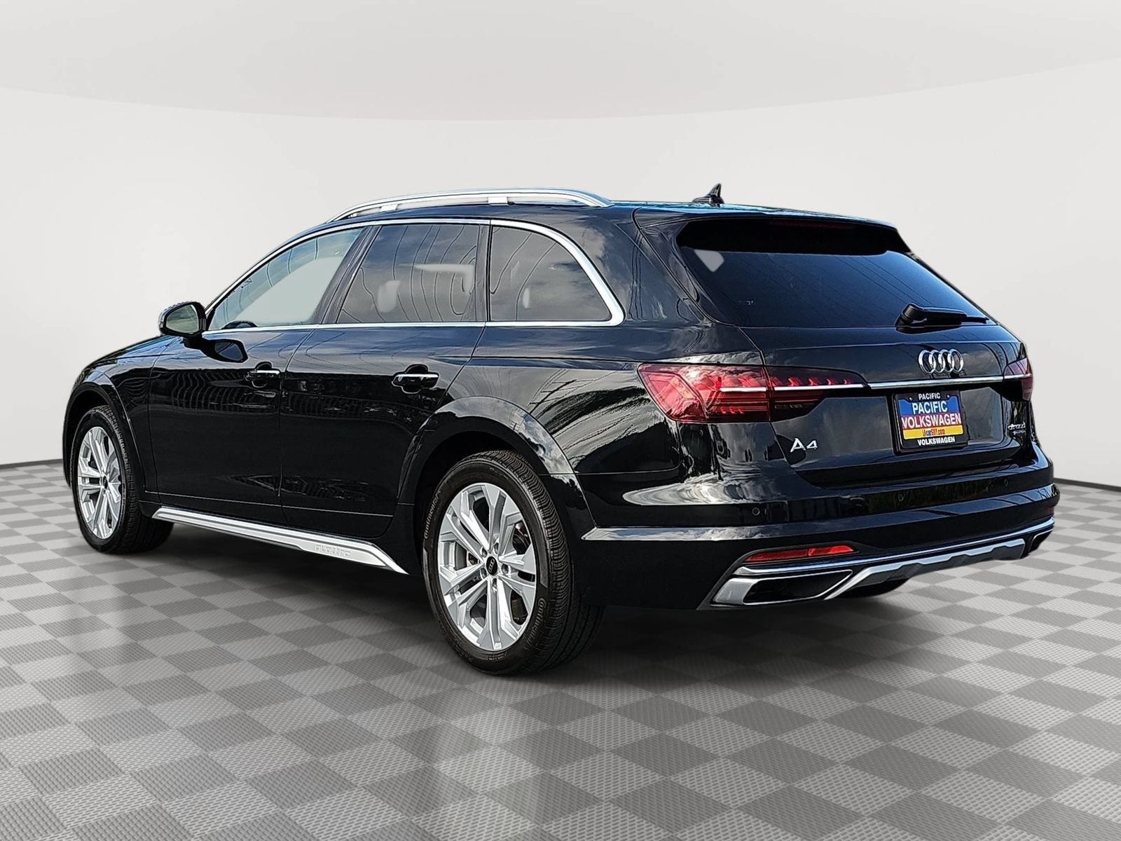 Used 2023 Audi A4 2.0T allroad Premium Plus w/ Premium Plus Package AWD/4WD image 7