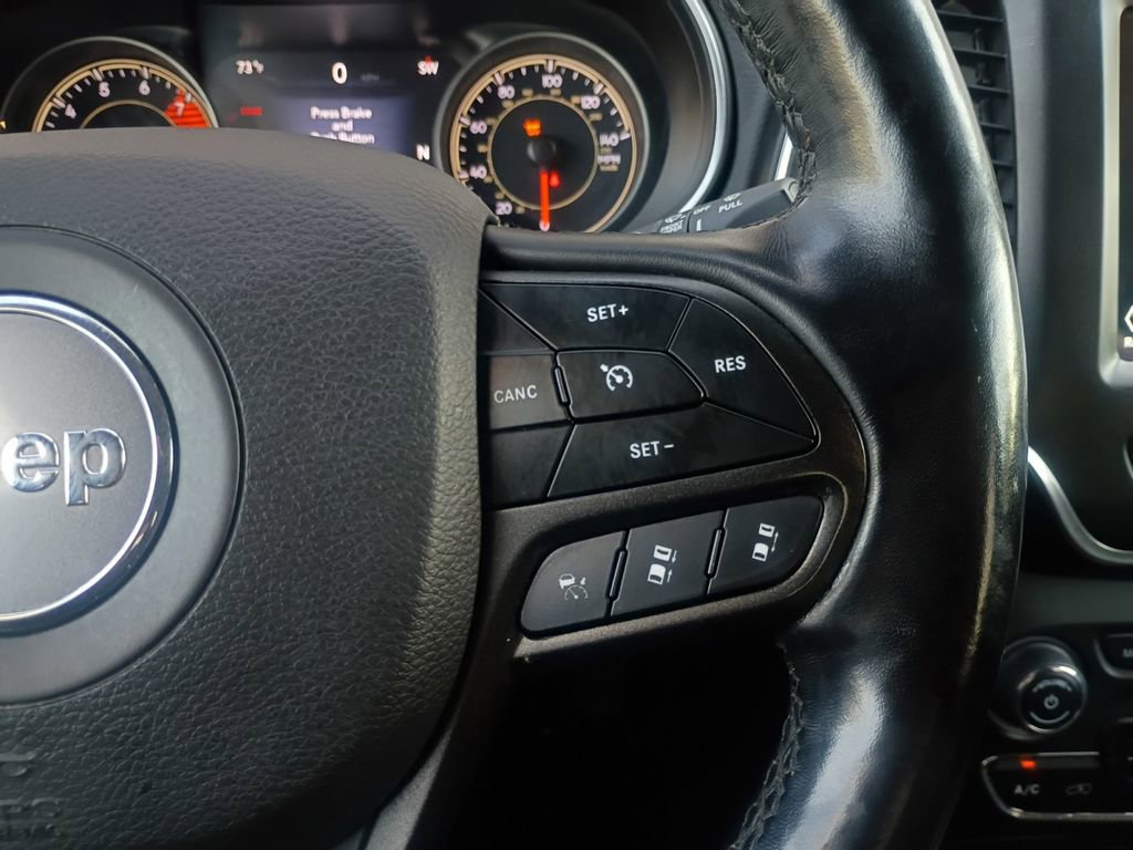 Used 2021 Jeep Cherokee Trailhawk w/ Technology Group image 25