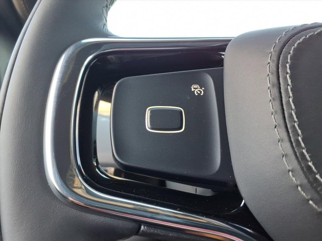 New 2025 Lincoln Navigator Reserve w/ Jet Appearance Package image 16