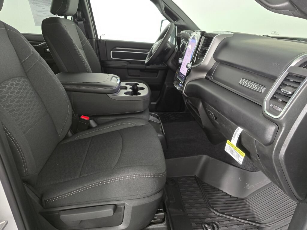 New 2026 RAM 3500 Big Horn AWD/4WD image 25