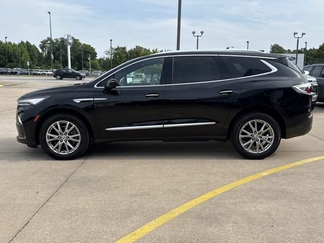 Used 2024 Buick Enclave Essence w/ Experience Buick Package FWD image 13