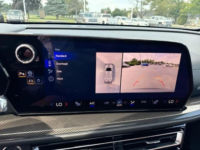New 2027 Chevrolet Traverse Z71 w/ Driver Confidence Package AWD/4WD image 15