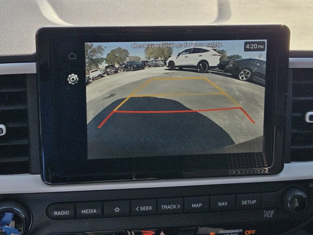 Certified 2025 Hyundai Venue Limited image 18