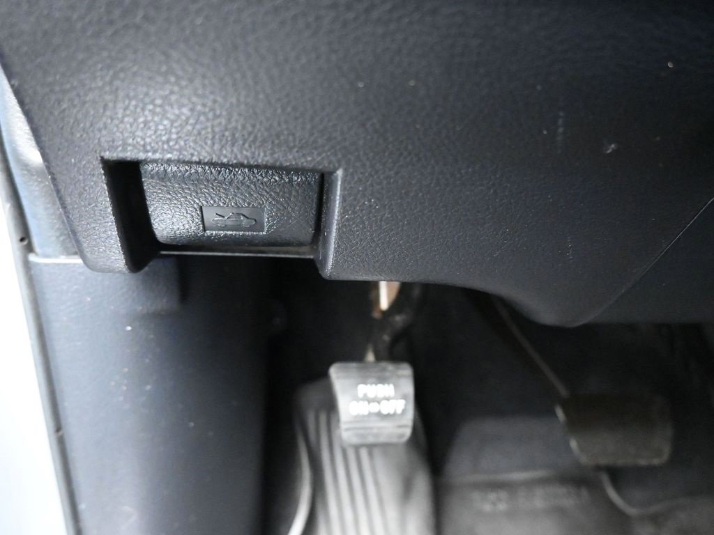 Used 2021 Toyota Tundra Limited w/ Limited Premium Package image 28