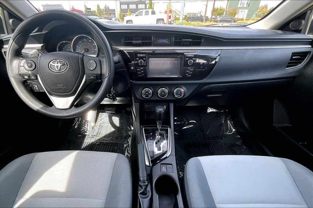 Used 2016 Toyota Corolla L FWD image 16