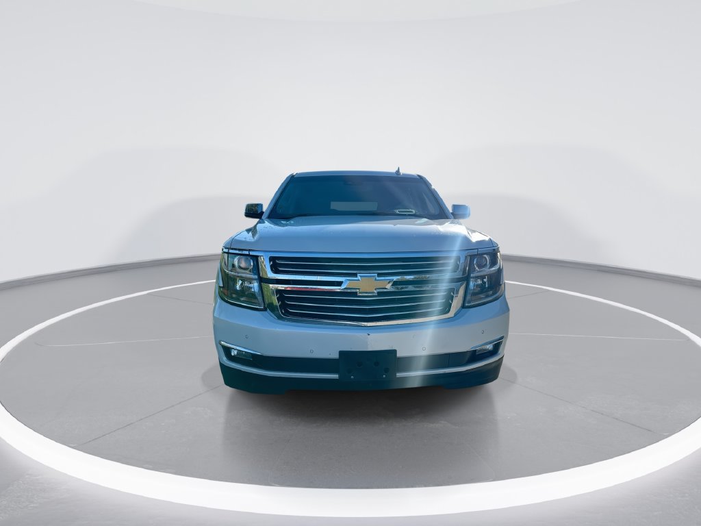Used 2017 Chevrolet Suburban Premier AWD/4WD image 3
