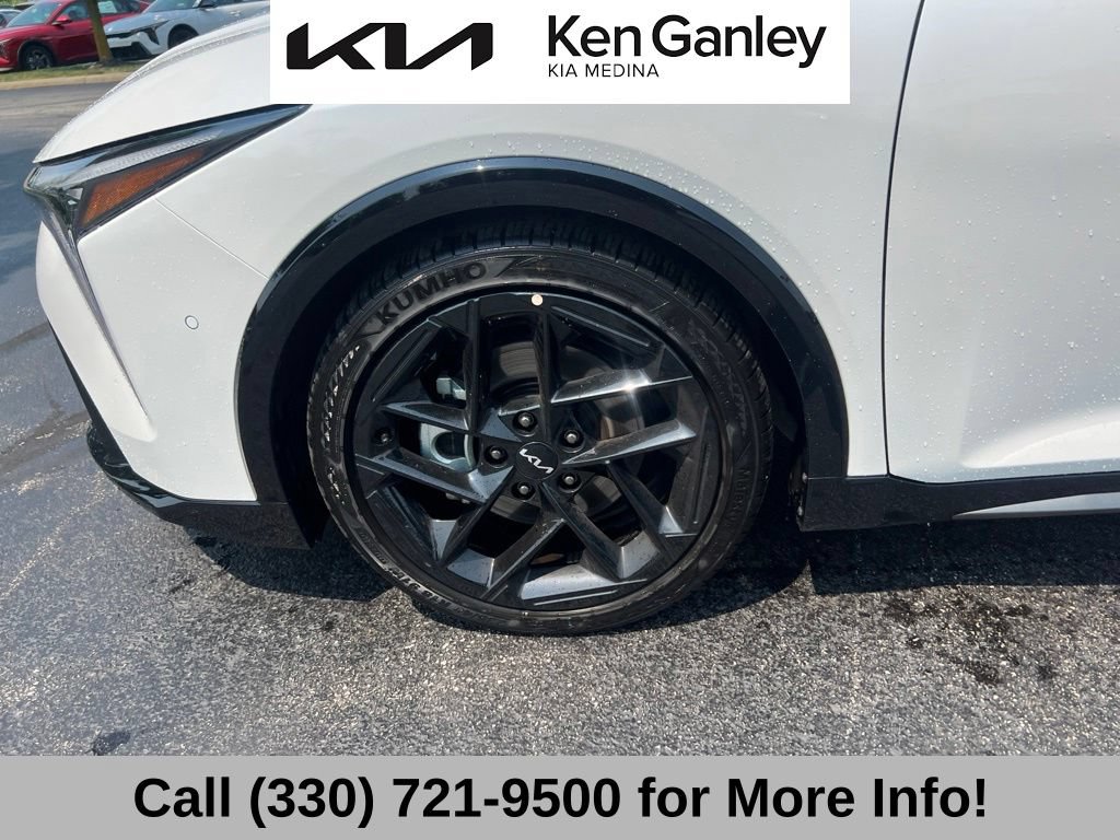 Certified 2025 Kia K4 GT-Line Turbo FWD image 17