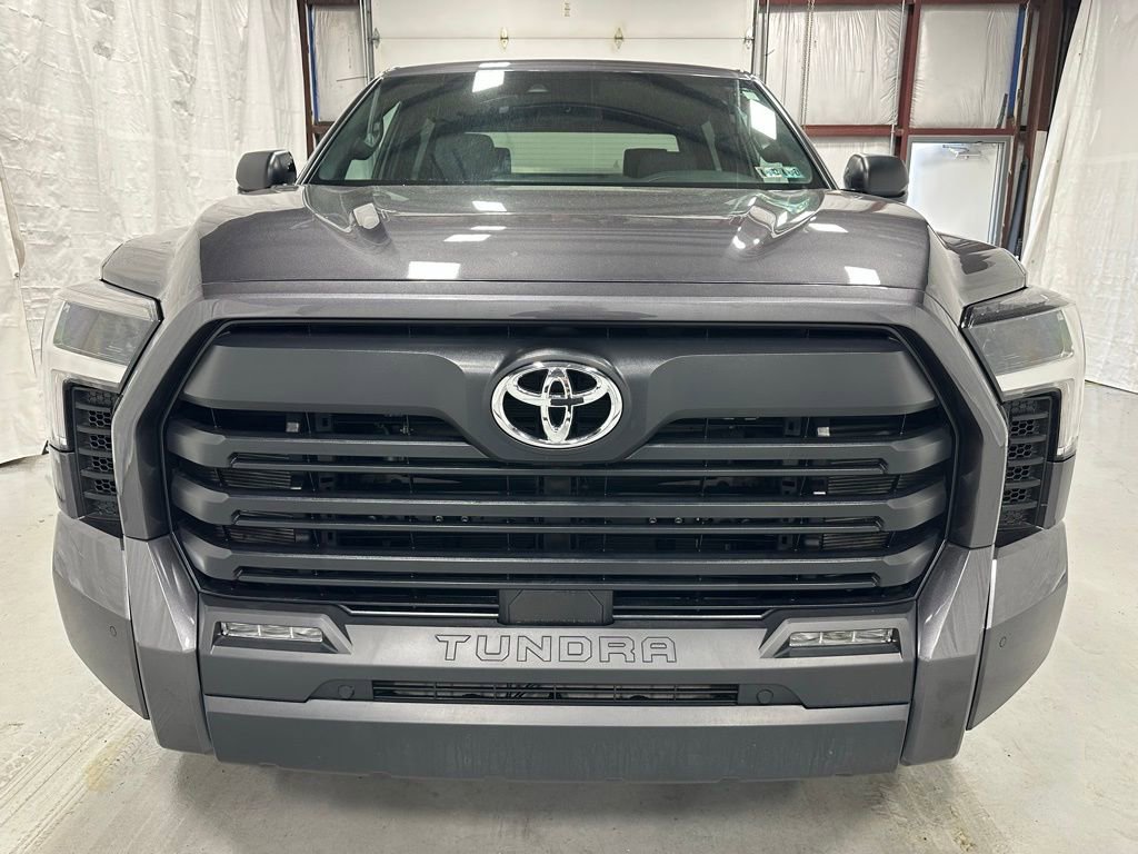 Used 2025 Toyota Tundra SR5 w/ SR5 Convenience Package AWD/4WD image 2