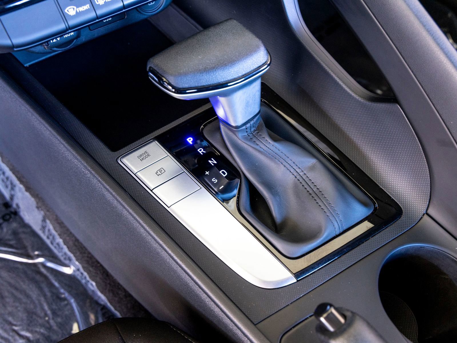 Used 2023 Hyundai Elantra SEL w/ Cargo Package image 18