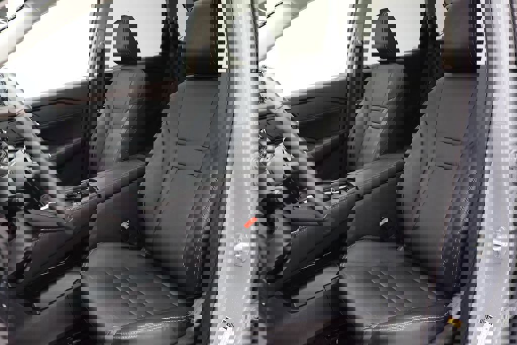 Used 2023 Nissan Rogue SL w/ SL Premium Package image 16