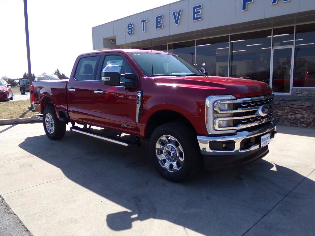 New 2025 Ford F250 Lariat w/ Chrome Package