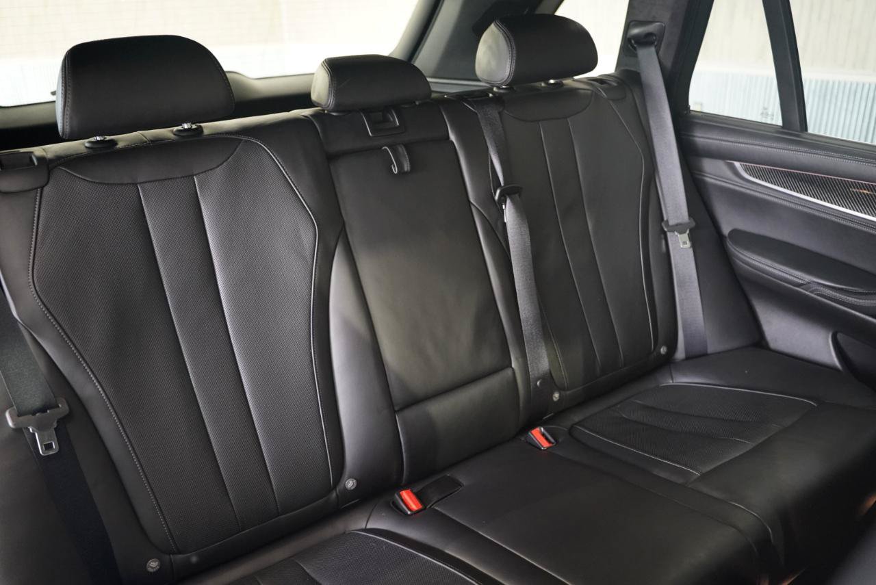 Used 2016 BMW X5 M AWD/4WD image 35
