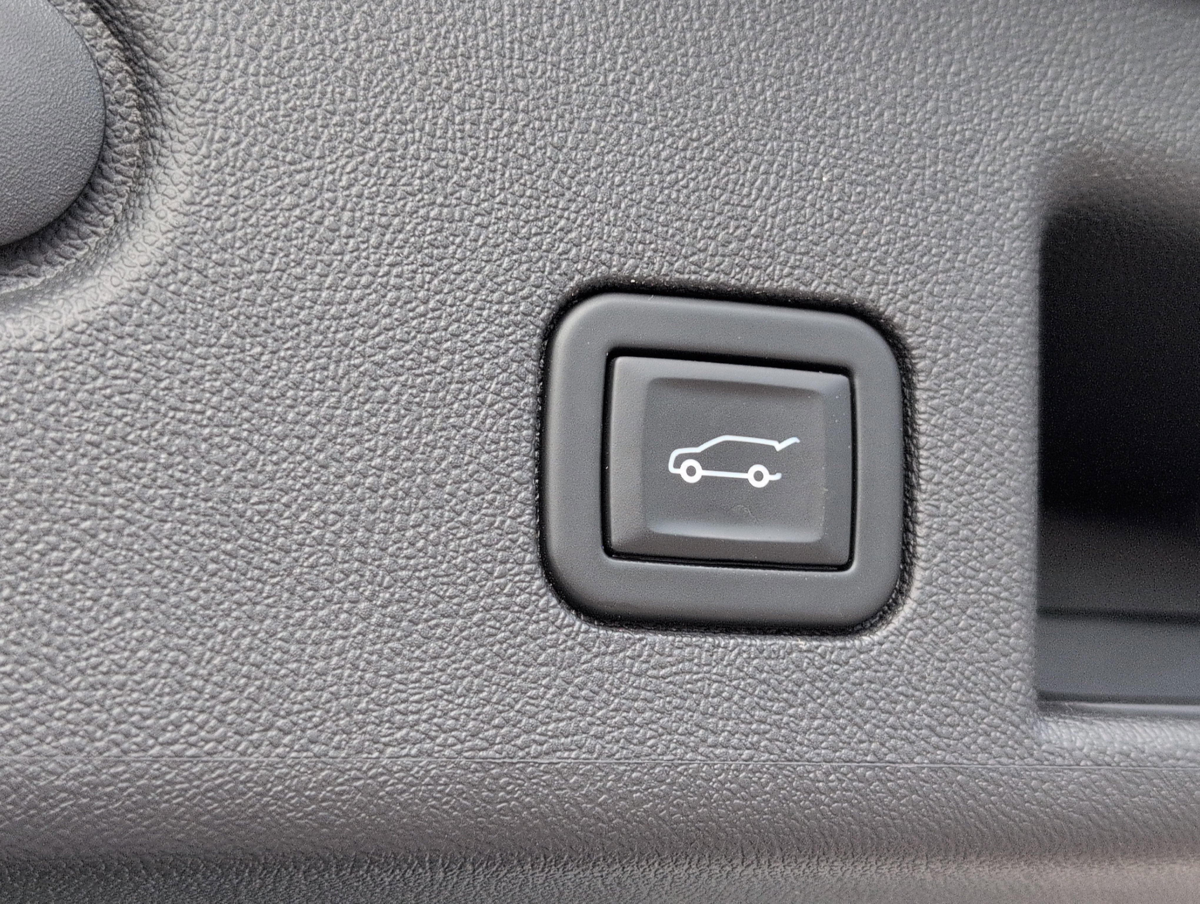 Used 2021 Chevrolet Equinox LT image 6