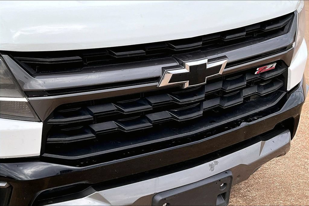 Used 2022 Chevrolet Colorado Z71 AWD/4WD image 33