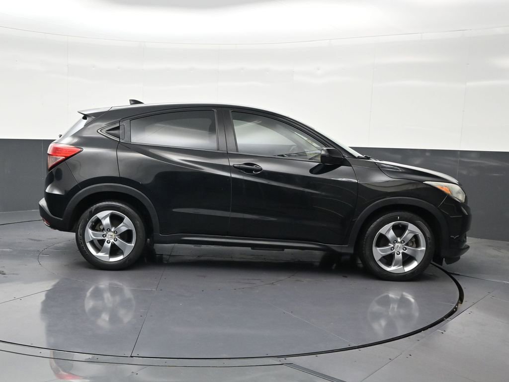 Used 2018 Honda HR-V LX image 6
