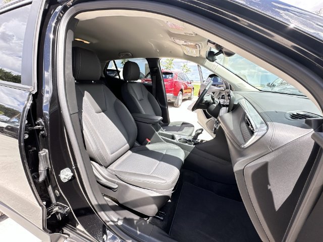 Used 2025 Buick Encore GX Preferred FWD image 32