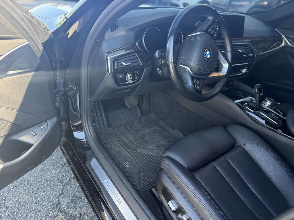 Used 2018 BMW 530e RWD image 13