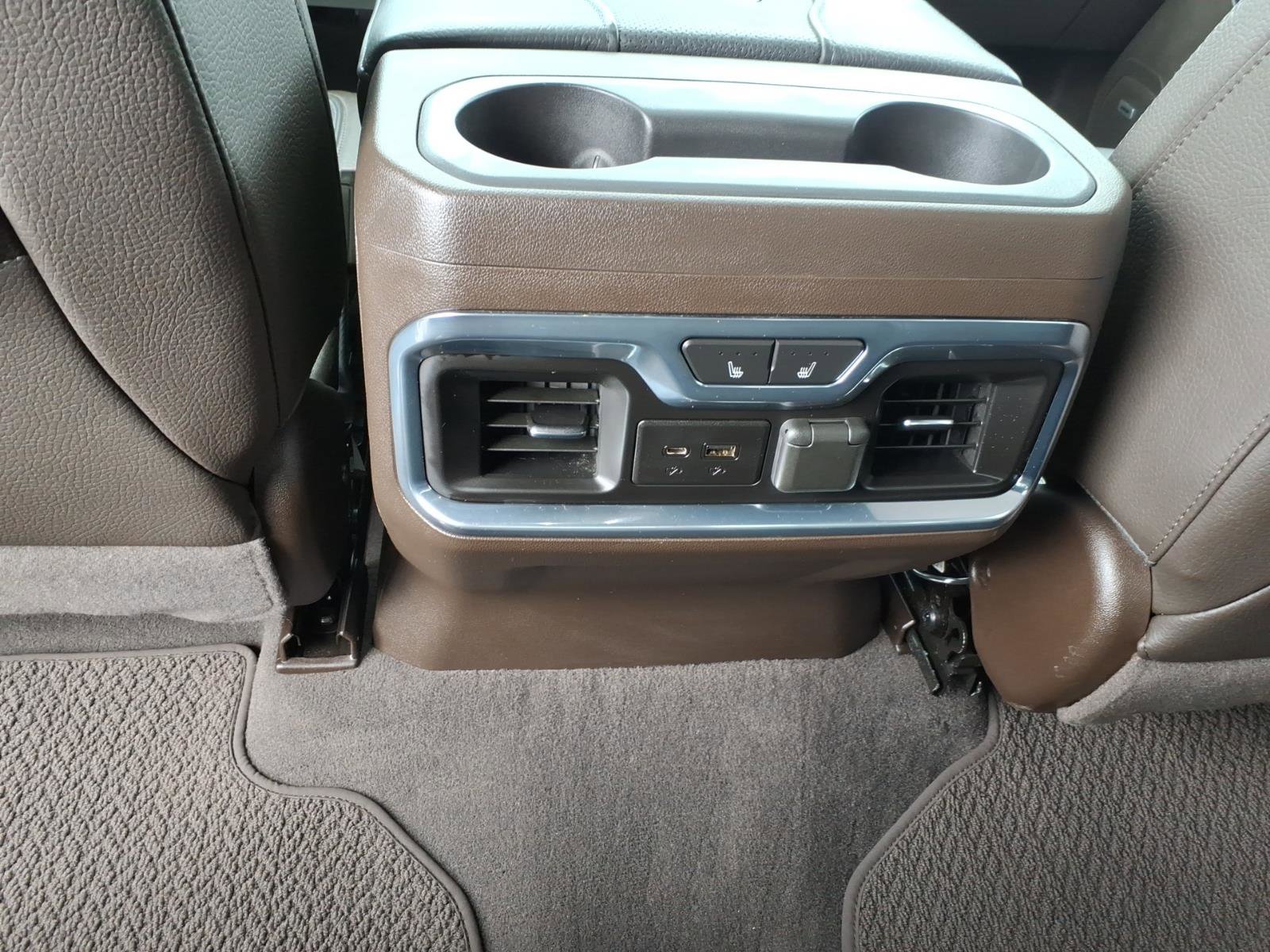 Used 2020 GMC Sierra 2500 Denali w/ Denali Ultimate Package image 9