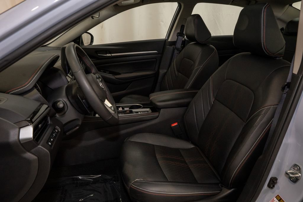 Certified 2024 Nissan Altima 2.0 SR image 11