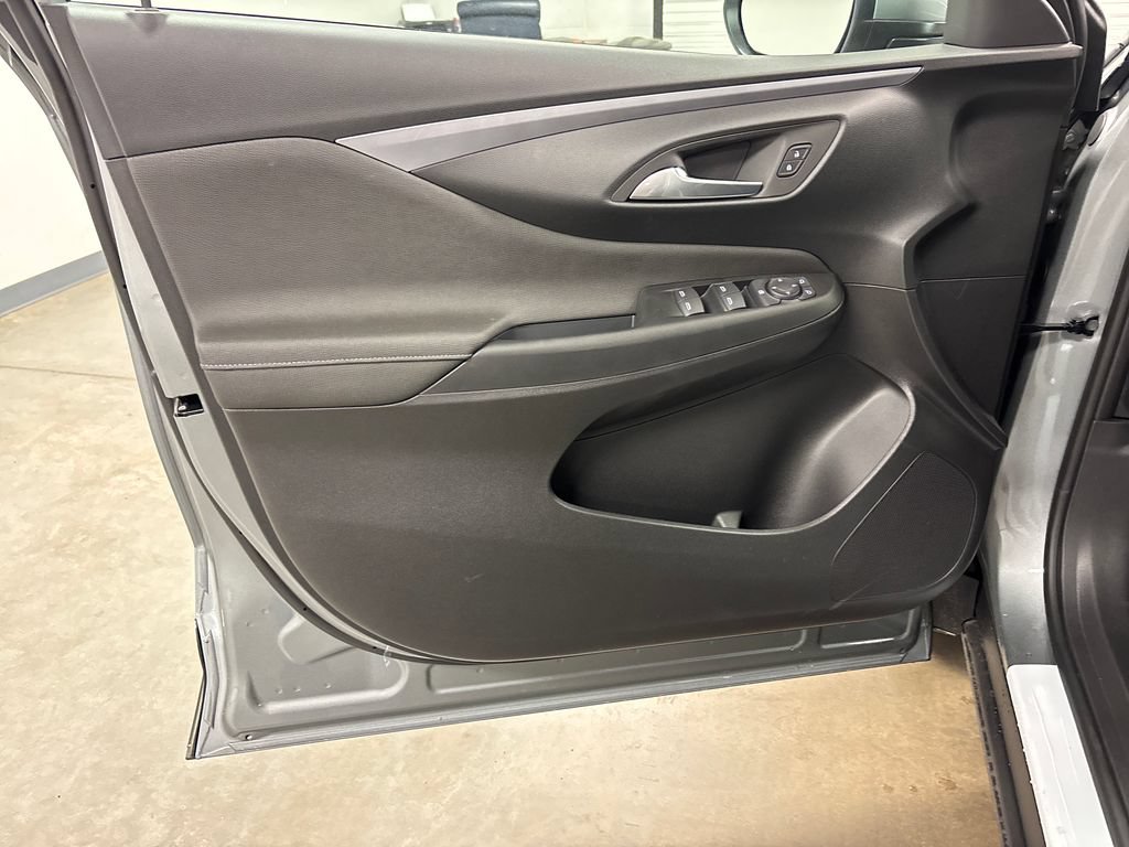 New 2026 Buick Envista Preferred w/ Advanced Safety Package FWD image 20