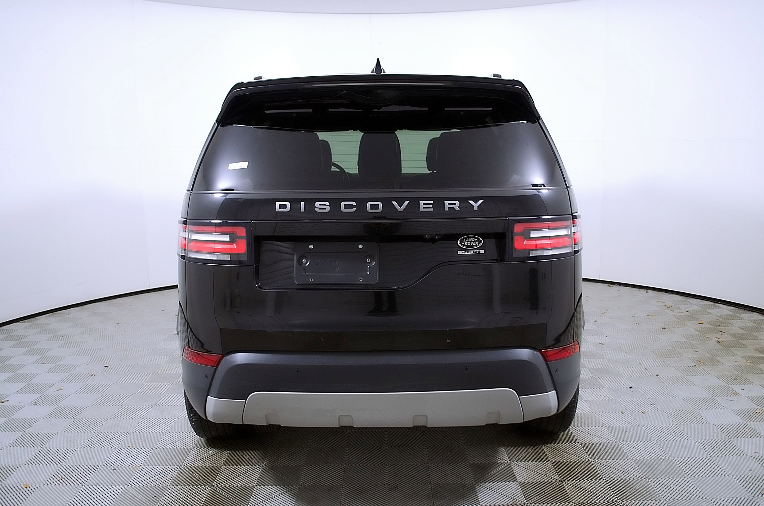 Used 2020 Land Rover Discovery HSE AWD/4WD image 9