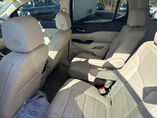 Used 2023 GMC Acadia Denali image 15