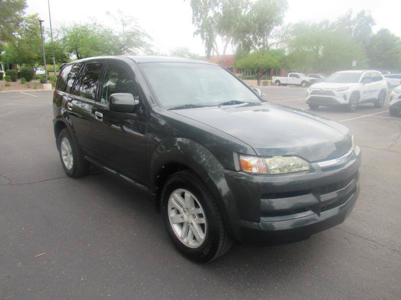 Used 2004 Isuzu Axiom S AWD/4WD image 4