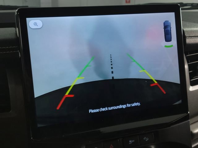 Used 2024 Ford Expedition XLT image 20