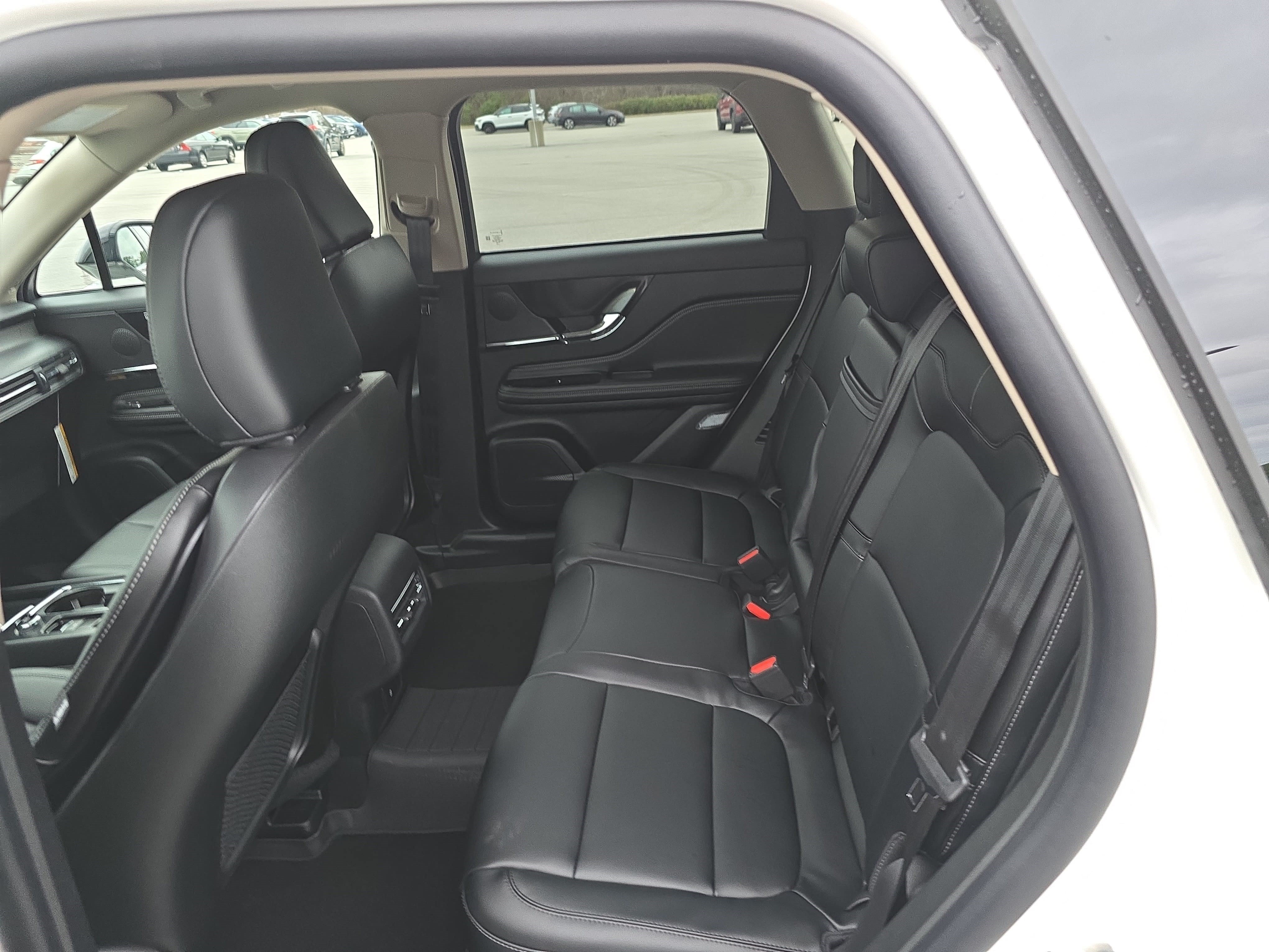 New 2026 Lincoln Corsair Premiere AWD/4WD image 13