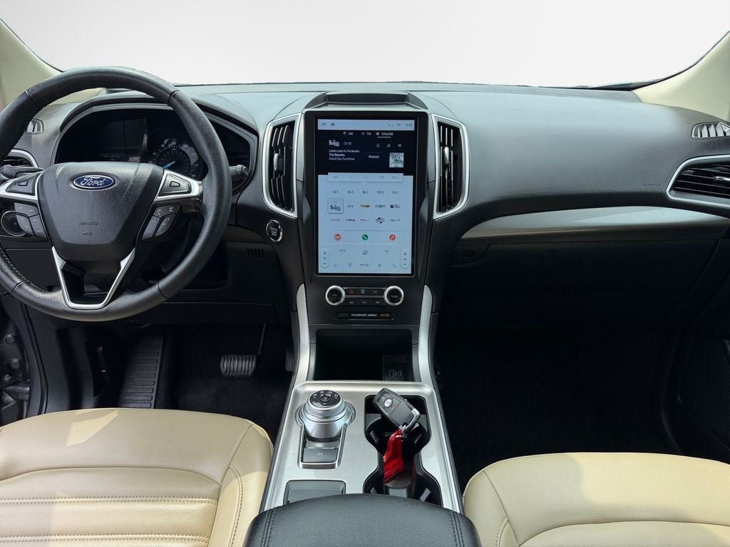 Used 2024 Ford Edge SEL AWD/4WD image 16