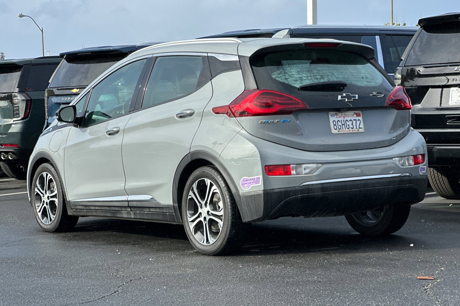 Used 2019 Chevrolet Bolt Premier w/ Infotainment Package image 7