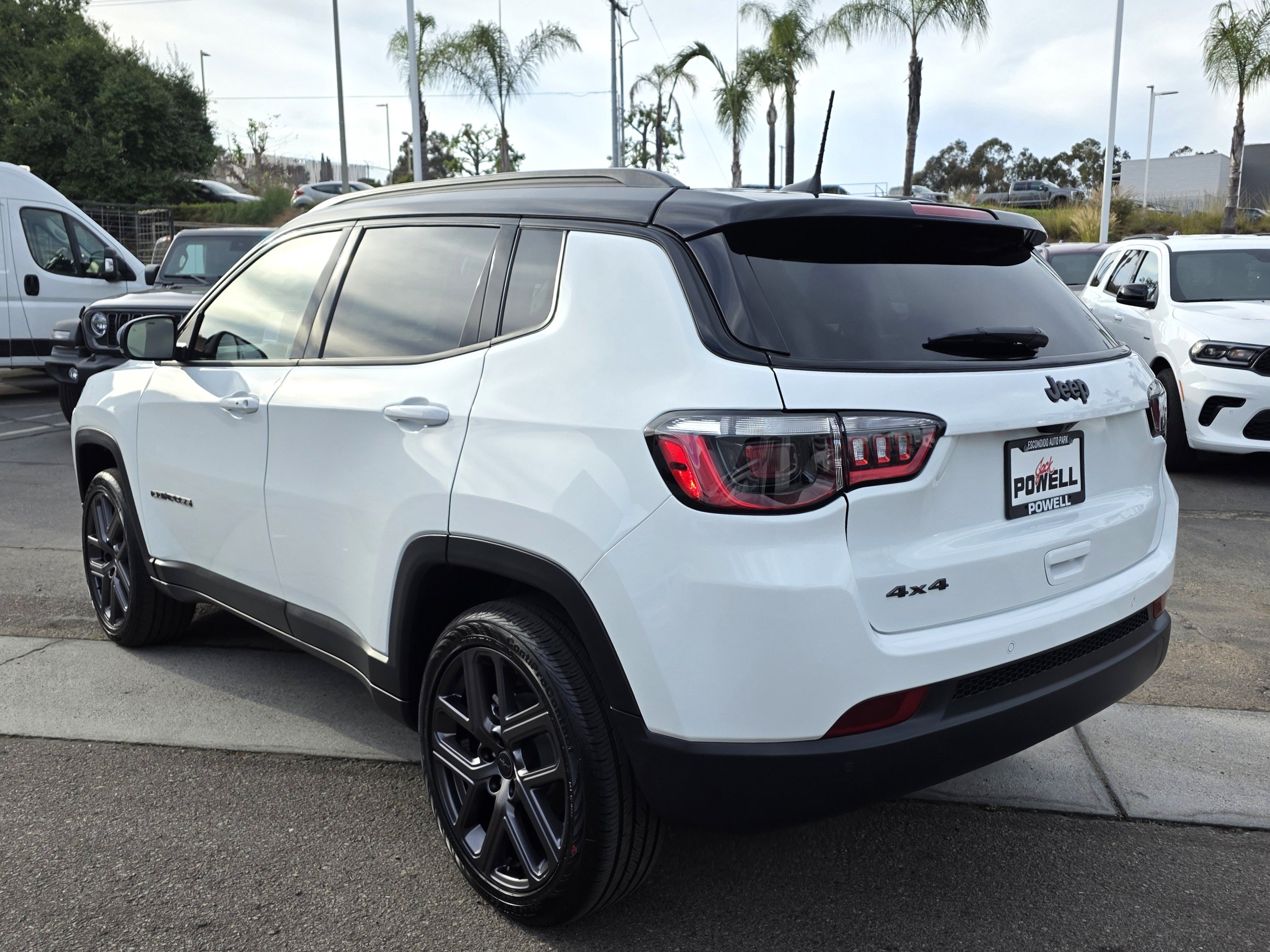 New 2026 Jeep Compass Limited AWD/4WD image 3